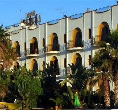 Club La Playa