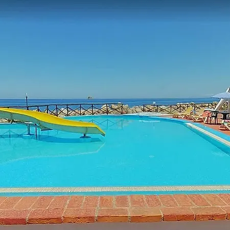 Club La Playa