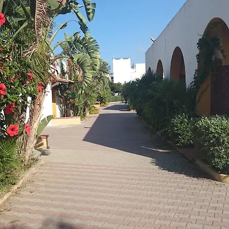 Club La Playa Hotel 3*