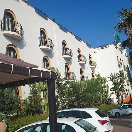 Club La Playa Hotel