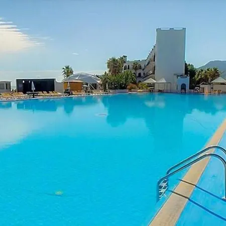 Club La Playa Hotel