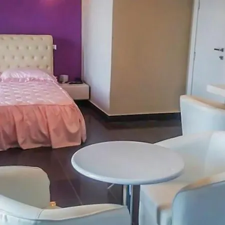 Hotel Club La Playa 3*