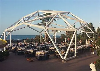 Club La Playa 3*